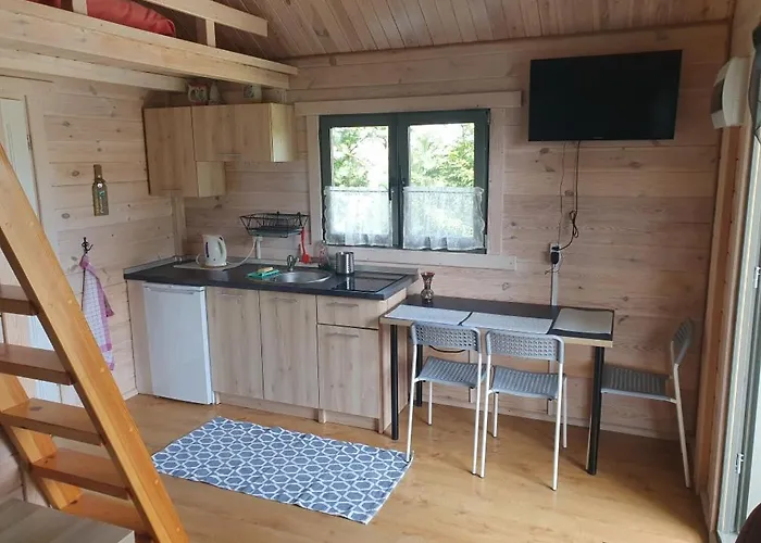 Letniskowe Azymut * Wiele